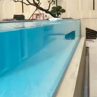 Enstalasyon pisin transparan